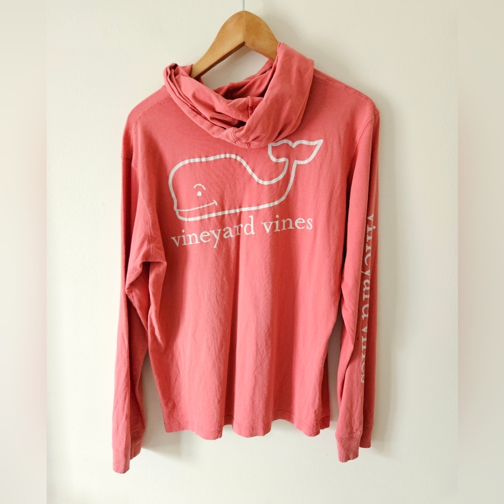 Vineyard vines coral hooded lomg sleeve tee